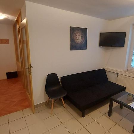 Sweet Apartments With Free Private Parking Ljubljana Room photo